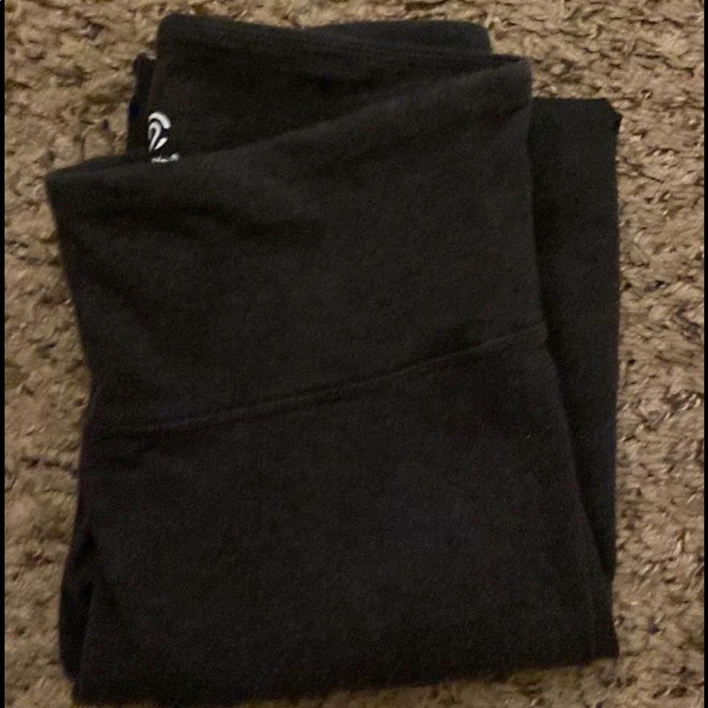 Athletic leggings